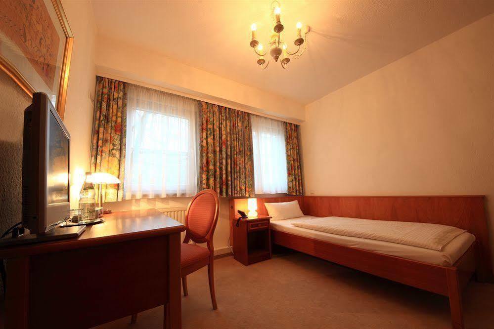 Altstadthotel Fuerth Exterior photo